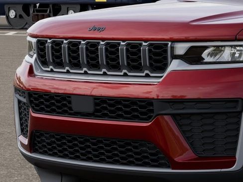 New 2026 Jeep Grand Cherokee L 4WD image 11