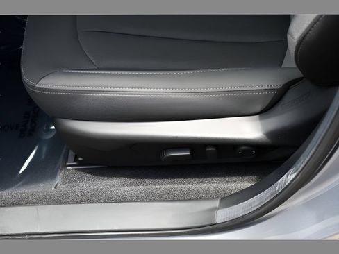 Certified 2026 Subaru Crosstrek 2.5i Premium AWD/4WD image 31