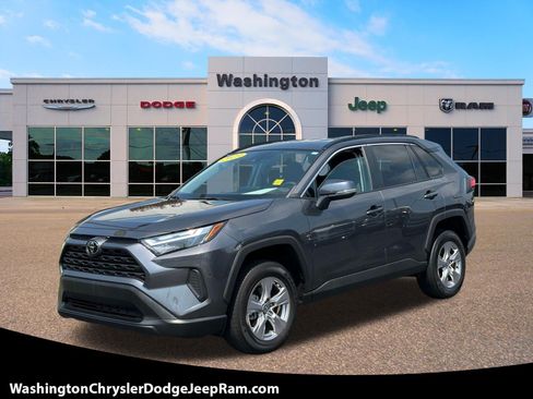 Used 2023 Toyota RAV4 XLE FWD image 1