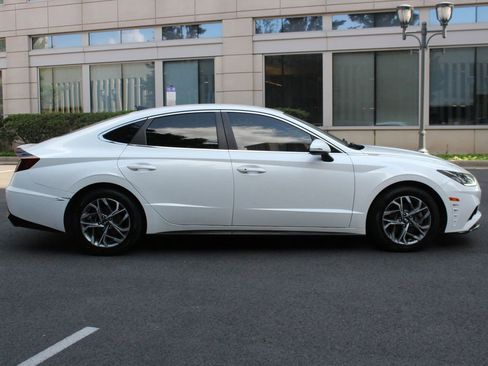Used 2021 Hyundai Sonata SEL FWD image 6