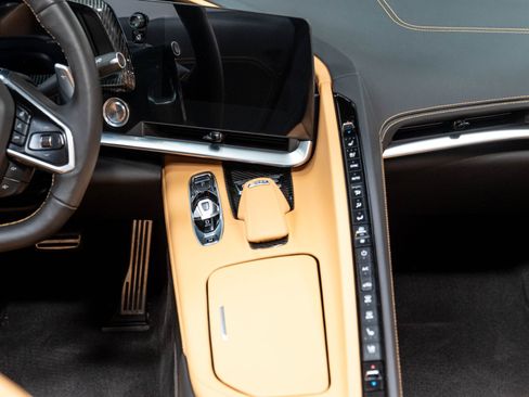 Used 2023 Chevrolet Corvette Stingray Preferred Conv w/ Z51 Performance Package RWD image 26