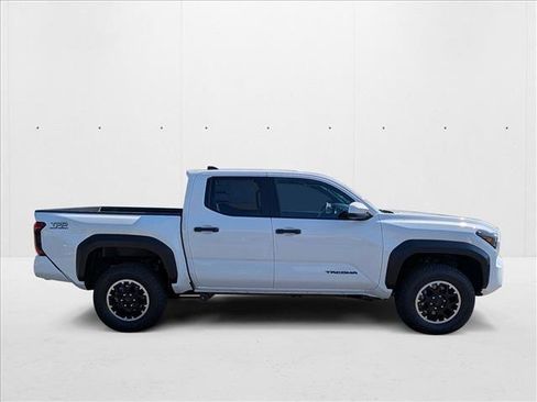 New 2025 Toyota Tacoma TRD Off-Road image 3