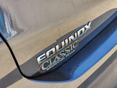 Used 2022 Chevrolet Equinox LS w/ LS Convenience Package FWD image 9