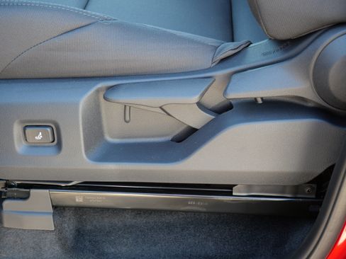 New 2026 Toyota Tacoma SR5 AWD/4WD image 7