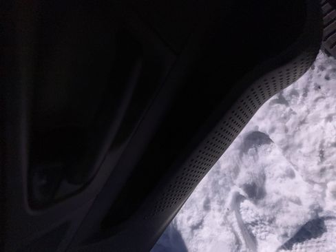 Used 2004 Ford Explorer XLT image 14