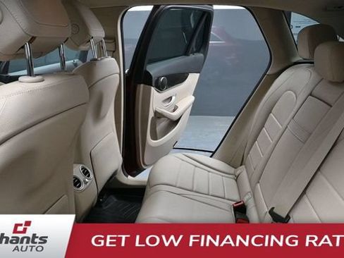 Used 2022 Mercedes-Benz GLC 300 4MATIC image 22