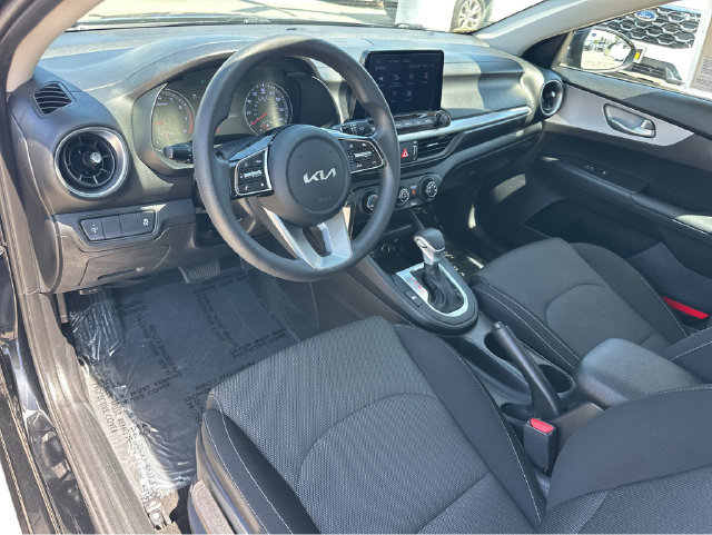 Certified 2023 Kia Forte LXS FWD image 7