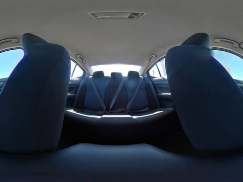 Used 2025 Nissan Versa SV FWD image 40