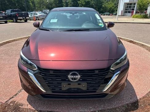 New 2025 Nissan Sentra SV w/ Trunk Package image 4