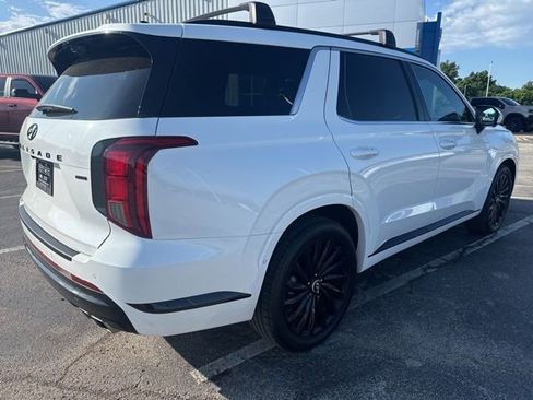 Used 2025 Hyundai Palisade Calligraphy AWD/4WD image 2