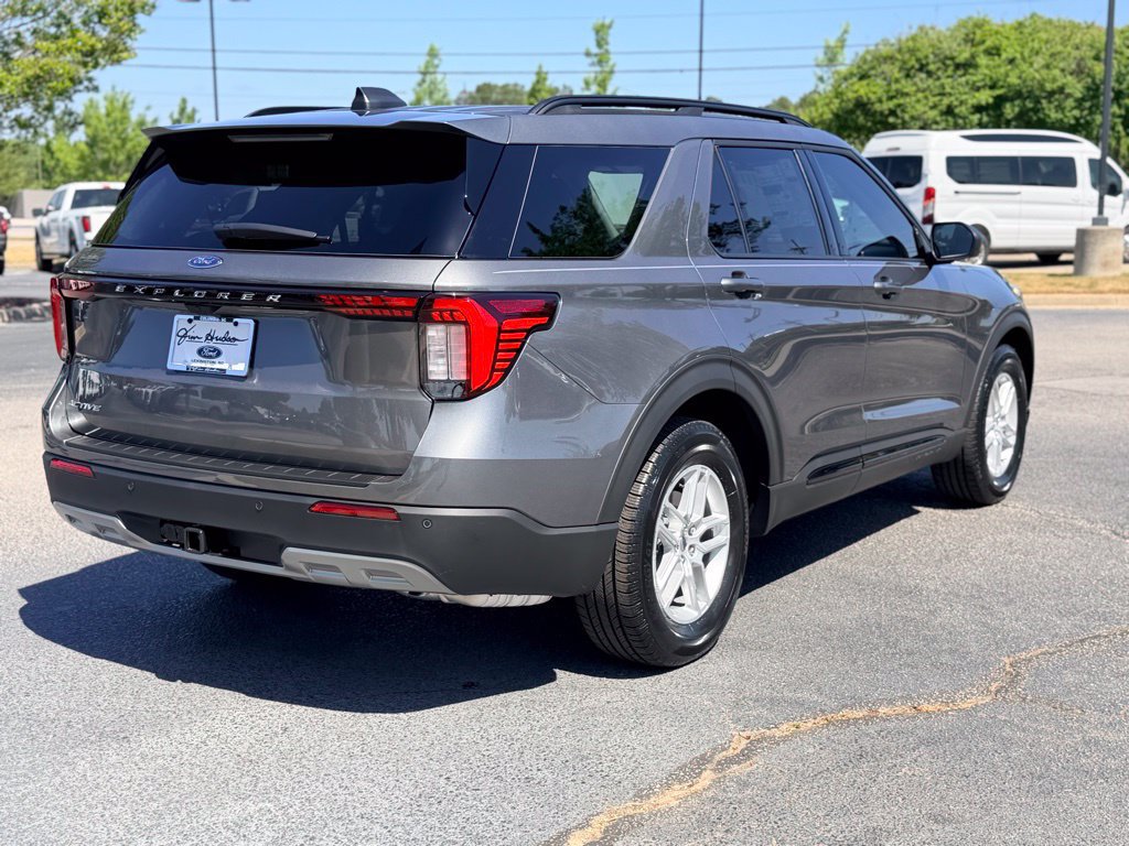 New 2026 Ford Explorer Active w/ Active Comfort Package RWD image 5