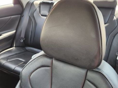 Used 2024 Hyundai Elantra Limited FWD image 24