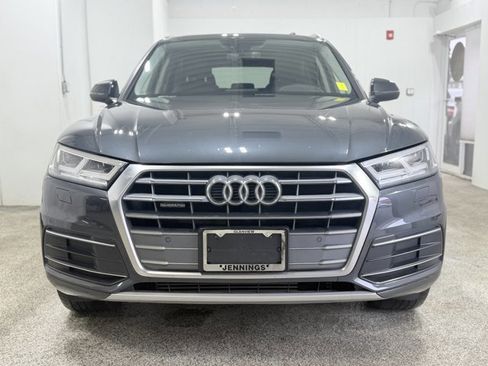 Used 2019 Audi Q5 2.0T Premium Plus w/ Premium Plus Package AWD/4WD image 2