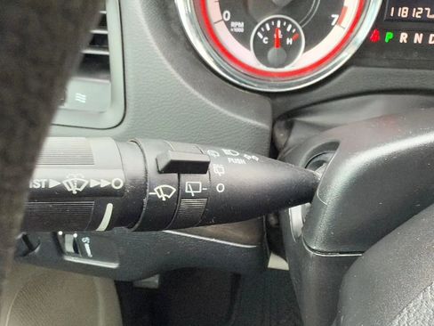 Used 2018 Dodge Grand Caravan SE image 13