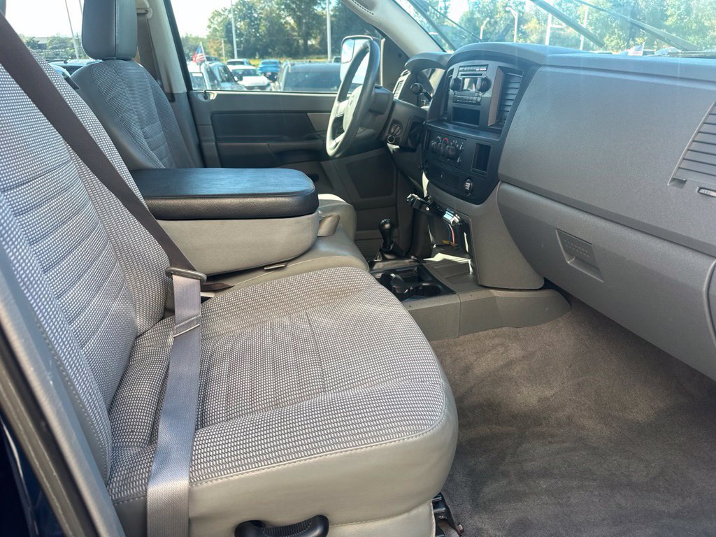 Used 2009 Dodge Ram 2500 Truck SXT AWD/4WD image 12