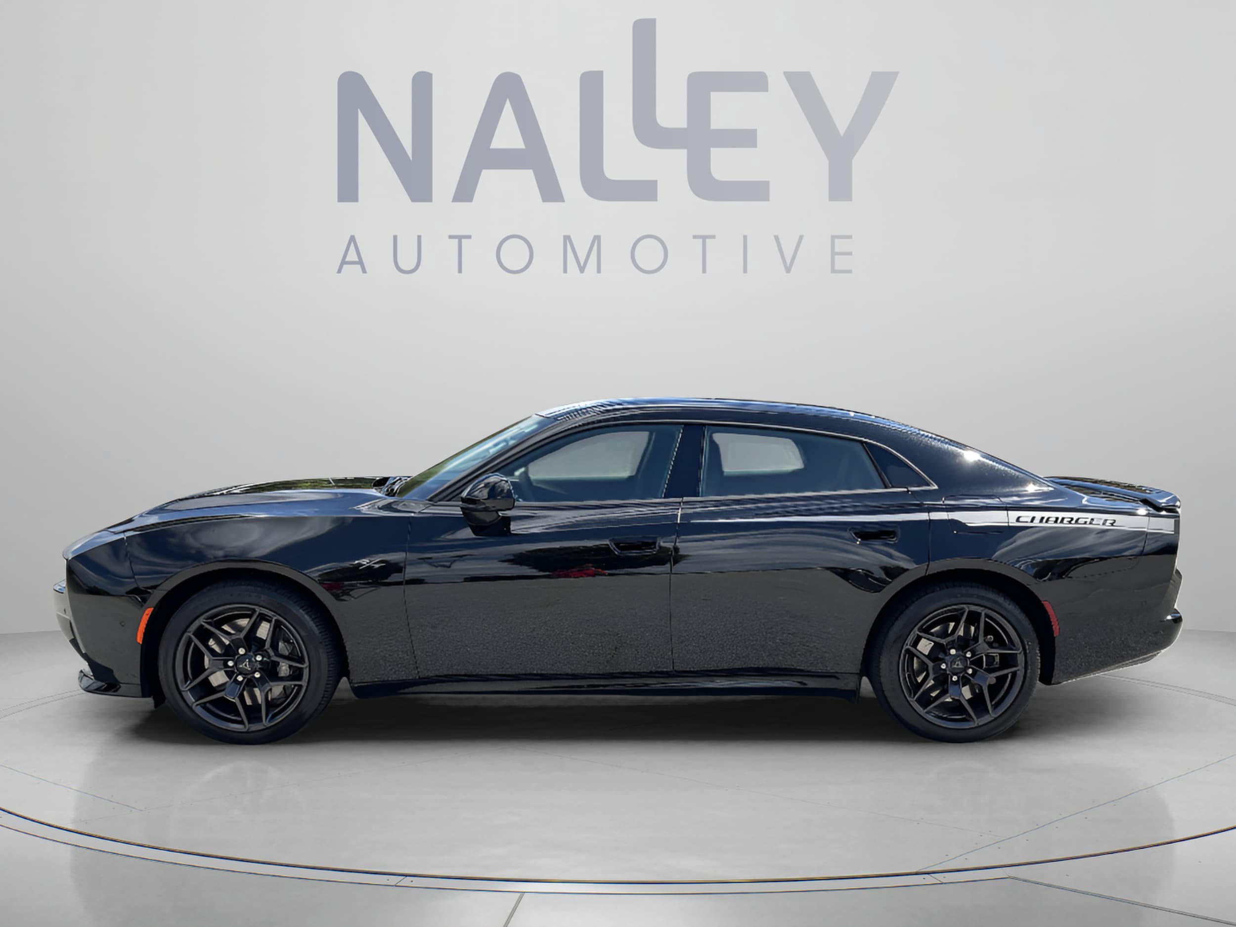 Used 2026 Dodge Charger R/T AWD/4WD image 2