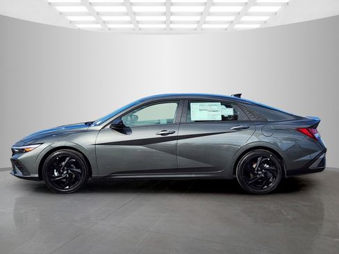 New 2026 Hyundai Elantra Sport image 4