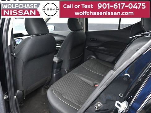 Used 2022 Nissan Kicks S image 14