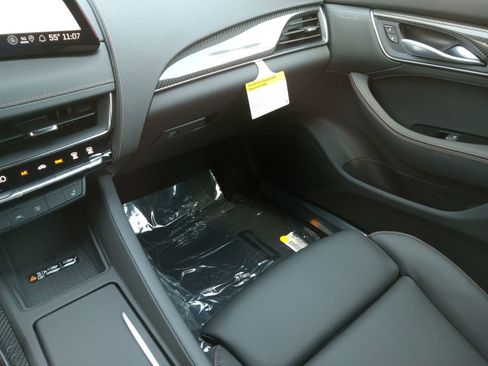 New 2026 Cadillac CT5 Sport image 17