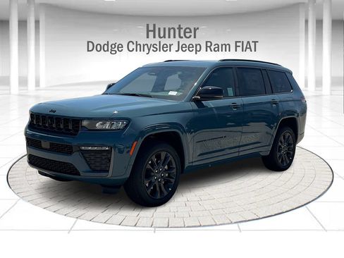 New 2026 Jeep Grand Cherokee L Limited AWD/4WD image 1