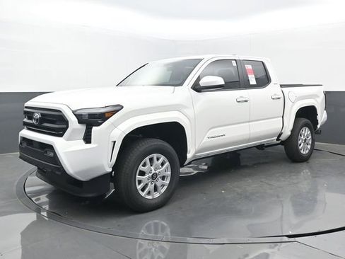 New 2026 Toyota Tacoma SR5 AWD/4WD image 22