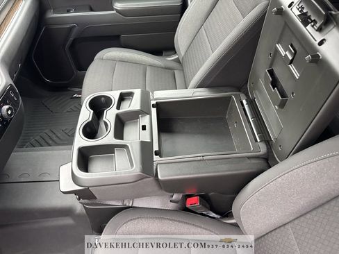 Used 2025 Chevrolet Silverado 1500 LT image 17