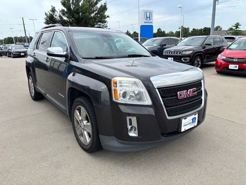 Used 2015 GMC Terrain SLE w/ Chrome Edition FWD image 3