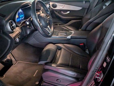 Used 2022 Mercedes-Benz GLC 300 image 12