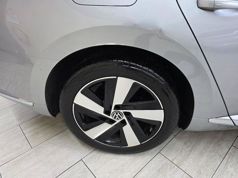 Used 2021 Volkswagen Arteon SE FWD image 41
