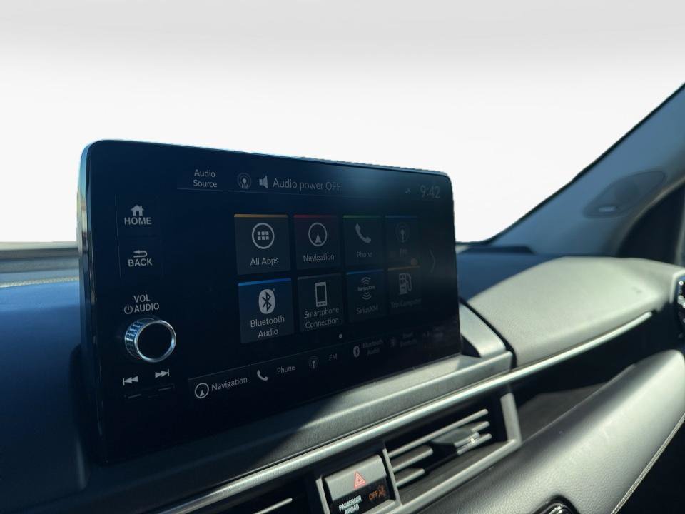 Certified 2025 Honda Pilot Touring image 21