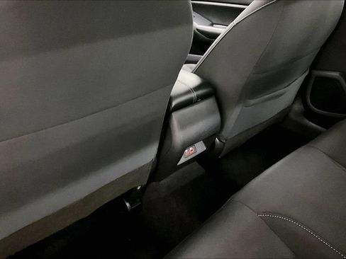 Used 2024 Nissan Altima 2.5 SV AWD/4WD image 10