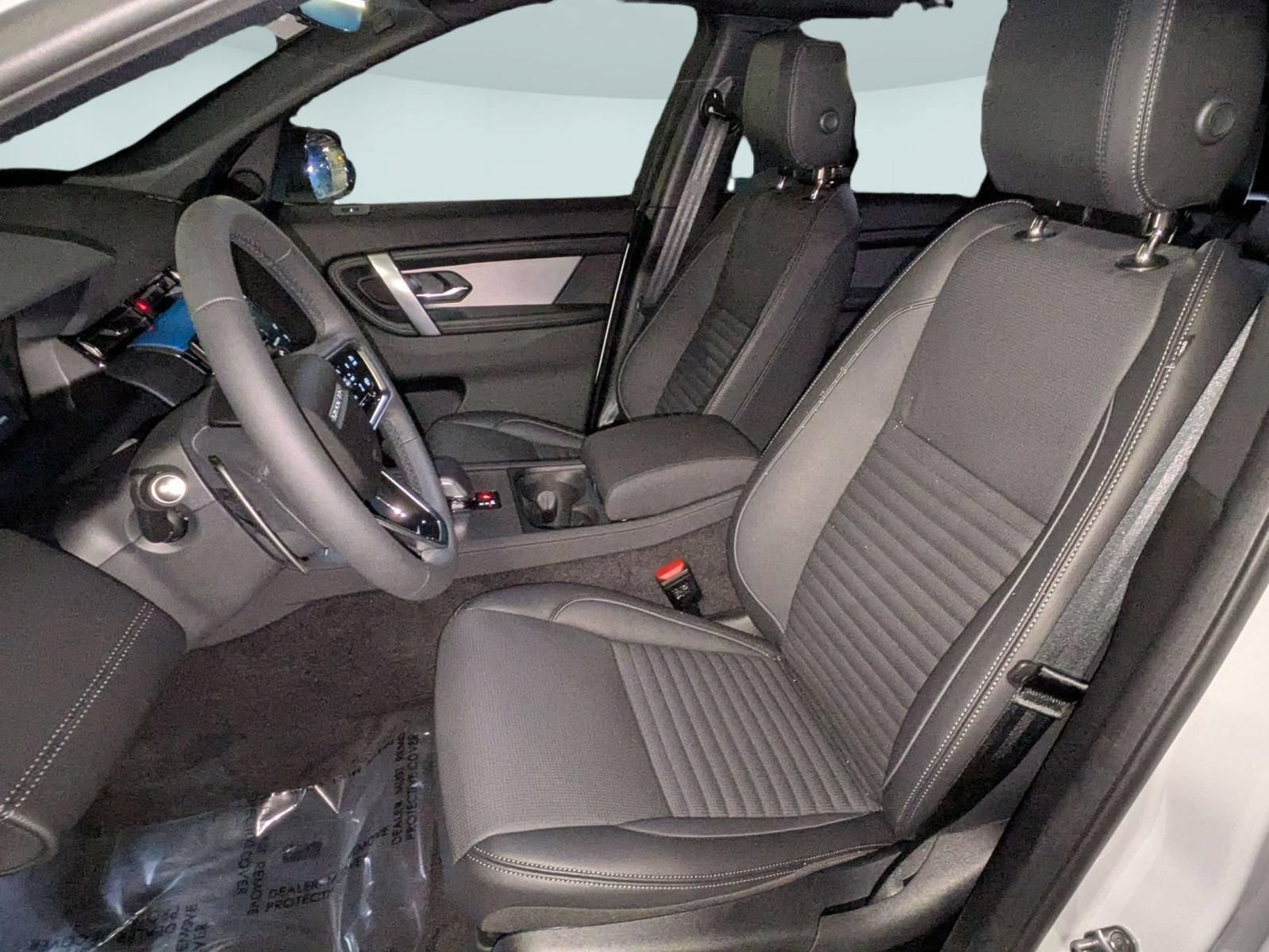 New 2026 Land Rover Discovery Sport Landmark AWD/4WD image 15