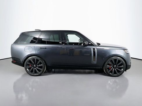 Used 2023 Land Rover Range Rover SV AWD/4WD image 4