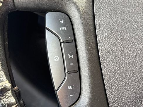 Used 2019 GMC Savana 3500 w/ Power Convenience Package image 18