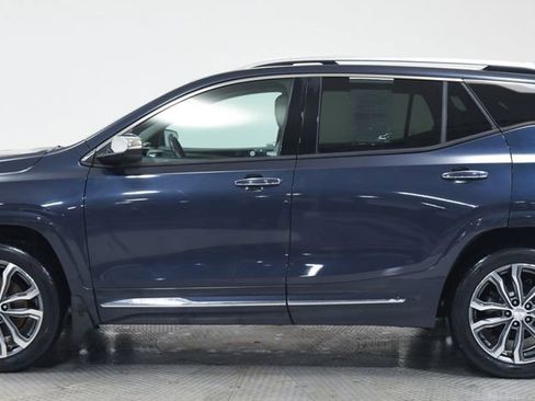 Used 2018 GMC Terrain Denali w/ Advanced Safety Package AWD/4WD image 11