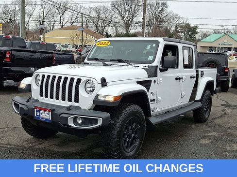 Used 2022 Jeep Gladiator Sport AWD/4WD image 4