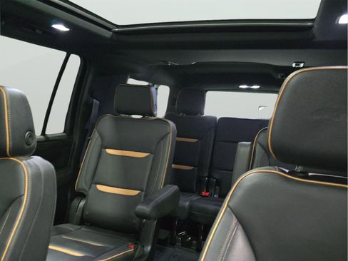 Used 2024 GMC Yukon XL AT4 w/ AT4 Premium Package image 19