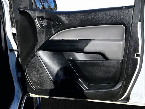 Used 2016 Chevrolet Colorado W/T w/ WT Convenience Package image 19