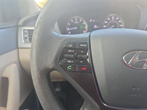 Used 2016 Hyundai Sonata SE FWD image 18