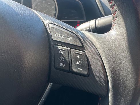 Used 2014 MAZDA MAZDA3 i Grand Touring FWD image 18