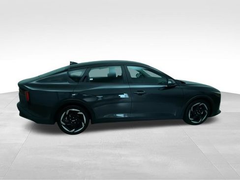 Used 2025 Kia K4 EX FWD image 9