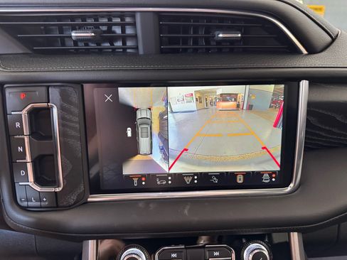Used 2024 GMC Yukon XL Denali w/ Advanced Technology Package AWD/4WD image 28