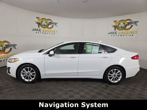Used 2020 Ford Fusion SE image 4