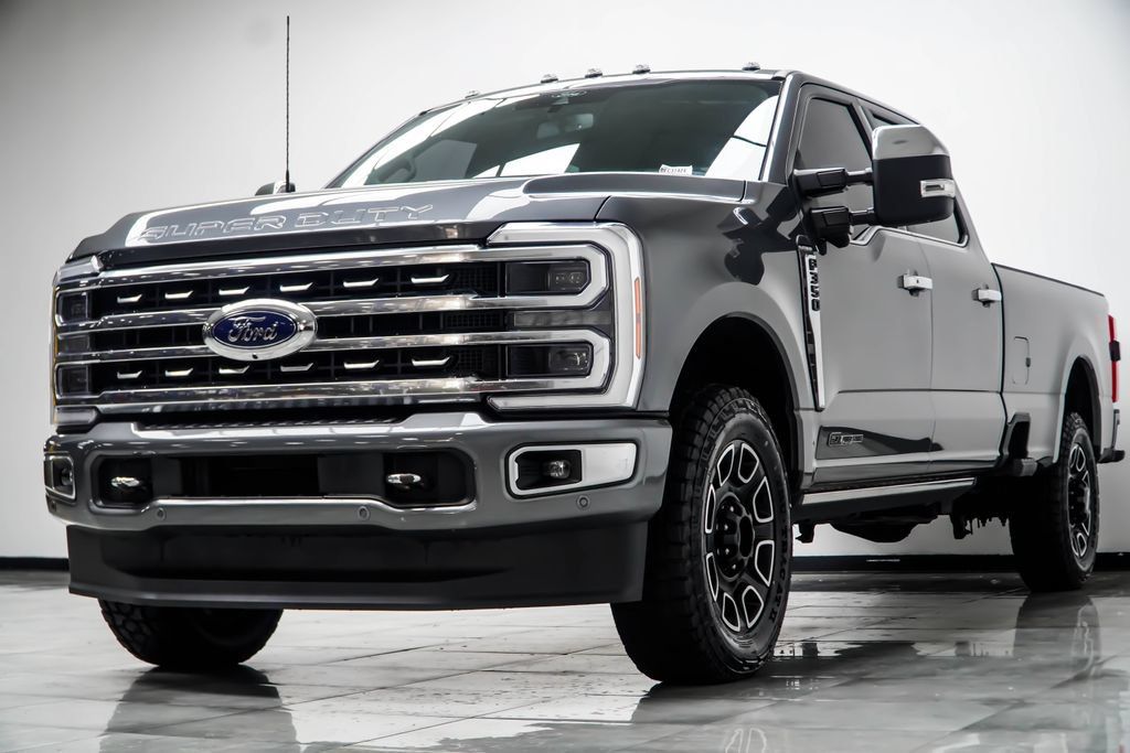 Used 2024 Ford F350 Platinum AWD/4WD image 14