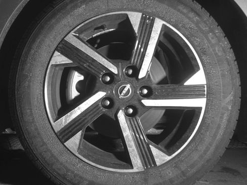 Used 2025 Nissan Sentra SV FWD image 15