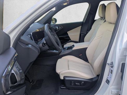 Used 2026 BMW X3 xDrive30i w/ Convenience Package AWD/4WD image 4