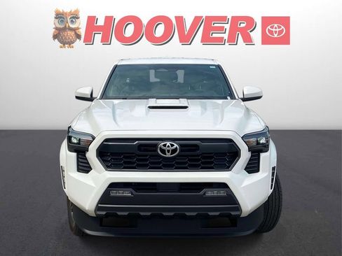 Used 2025 Toyota Tacoma TRD Sport RWD image 6