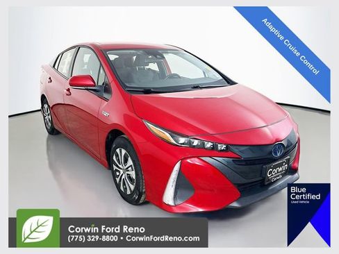 Used 2021 Toyota Prius Prime LE image 1