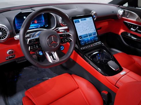 Used 2025 Mercedes-Benz SL 43 AMG image 6