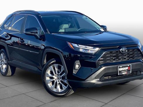 Used 2023 Toyota RAV4 XLE Premium AWD/4WD image 3